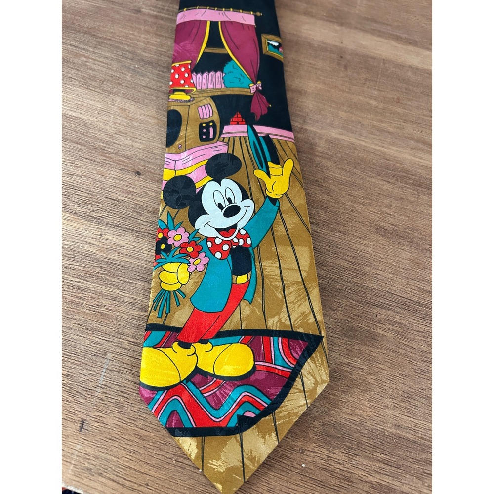 Disney‎ Mickey Unlimited Mens Vintage Mickey Mouse Flower Graphic Necktie Gold